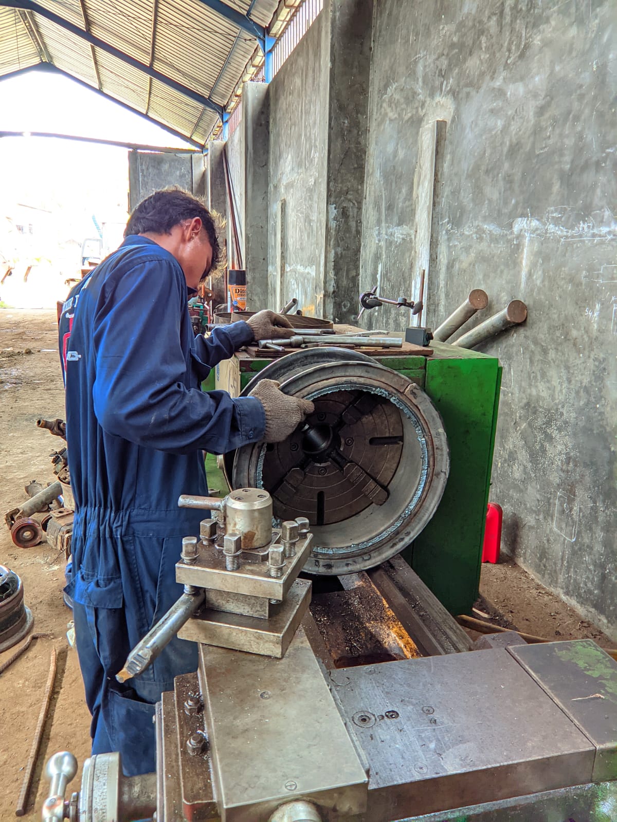 Bengkel Bubut Gorontalo SERVICE GANTI BODY PELEK