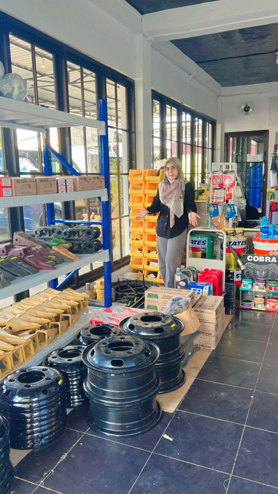 MMT PARTS DISTRIBUTOR TOOLS ALAT-ALAT TEKNIK GORONTALO