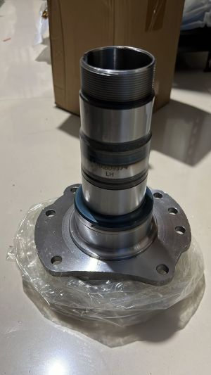 PUCUK REBUNG SUMBU SERUMBUNG GARDAN RODA BELAKANG KIRI (LH) HOUSING END TOYOTA DYNA RINO Lt125 HINO DUTRO (42210-37191) DIZERU PN HCW-006 L