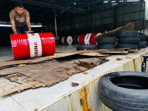 TOKO SSTINDO PENJUALAN DOOR TO DOOR SERVICE OLI PERTAMINA RORED KE PABRIK JAGUNG GORONTALO 1