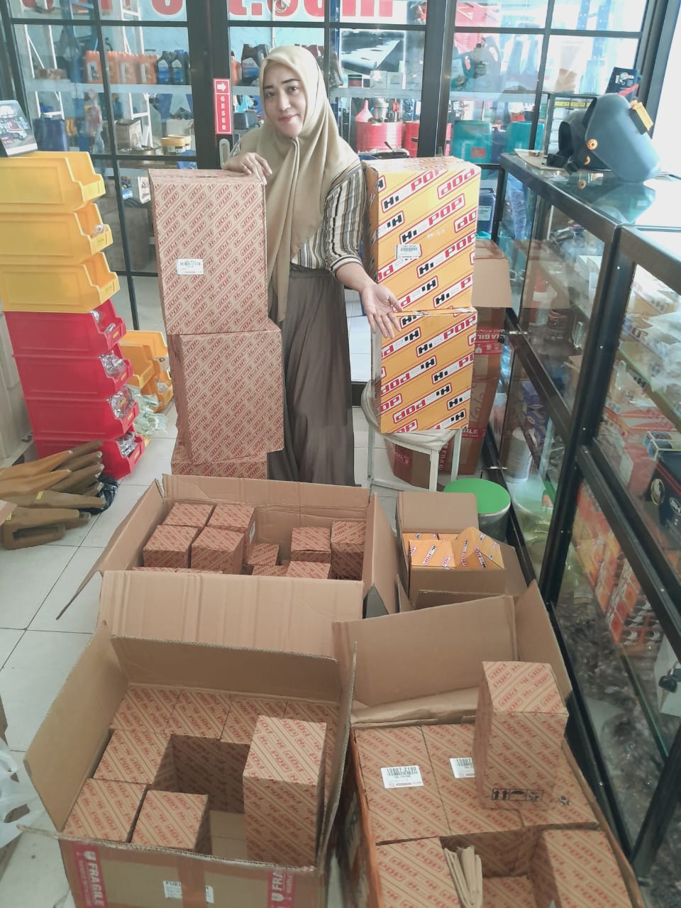 TOKO SSTINDO DISTRIBUTOR FILTER TRUK DIESEL HINO ISUZU MITSUBISHI UD NISSAN DI GORONTALO